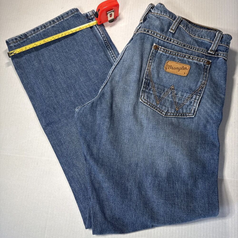 Men's Wrangler Retro® Slim Fit Straight Leg Rocky Top Jean 88MWZRT 36 X 32